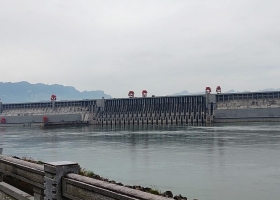 宜昌+交運(yùn)兩壩一峽游船+三峽垂直升船機(jī)一日跟團(tuán)游！